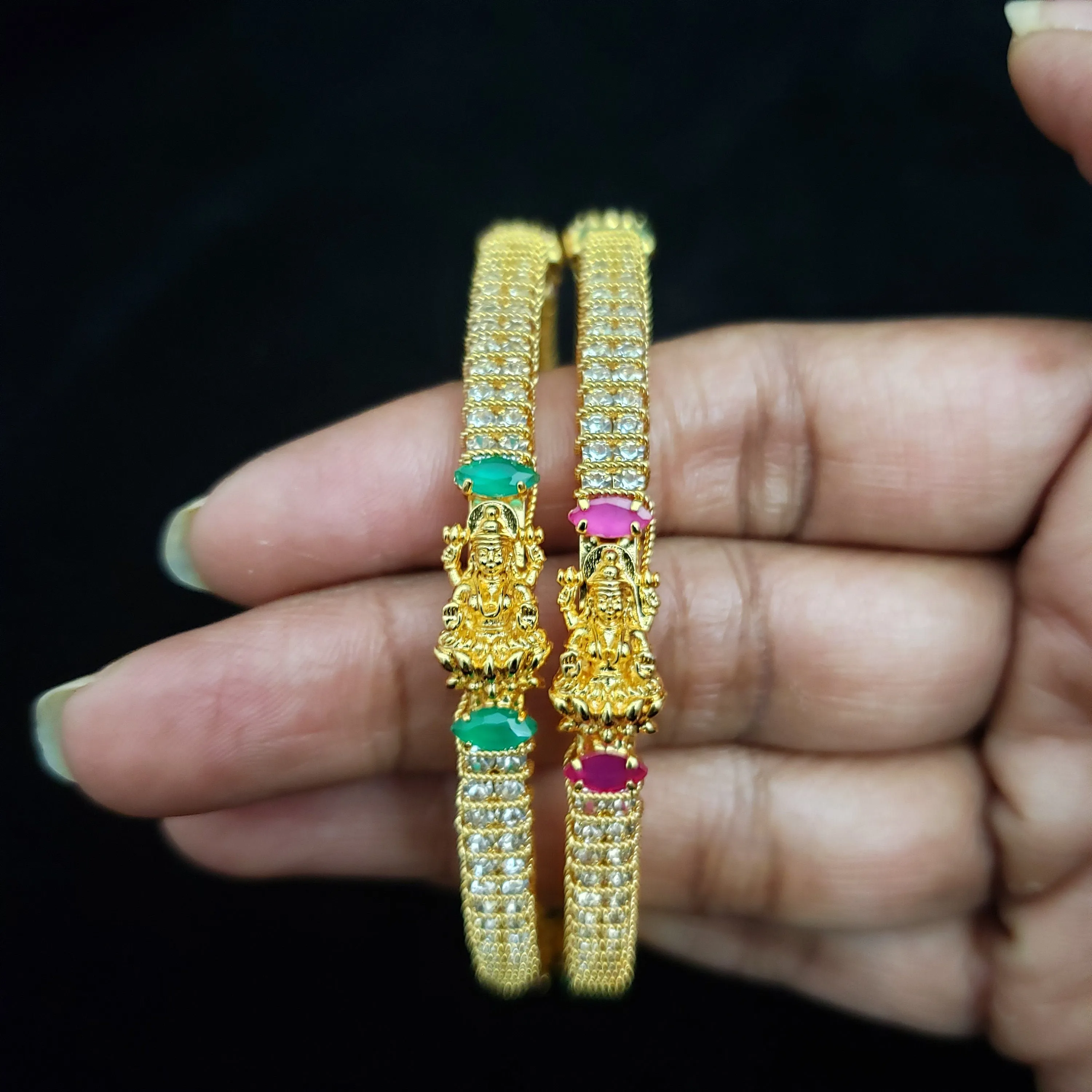 Temple design Bangles