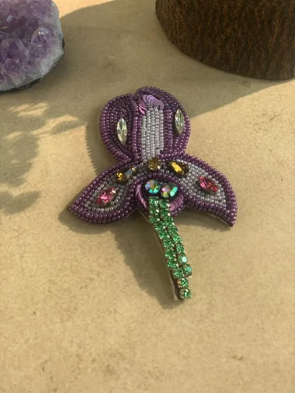 the magnolia brooch
