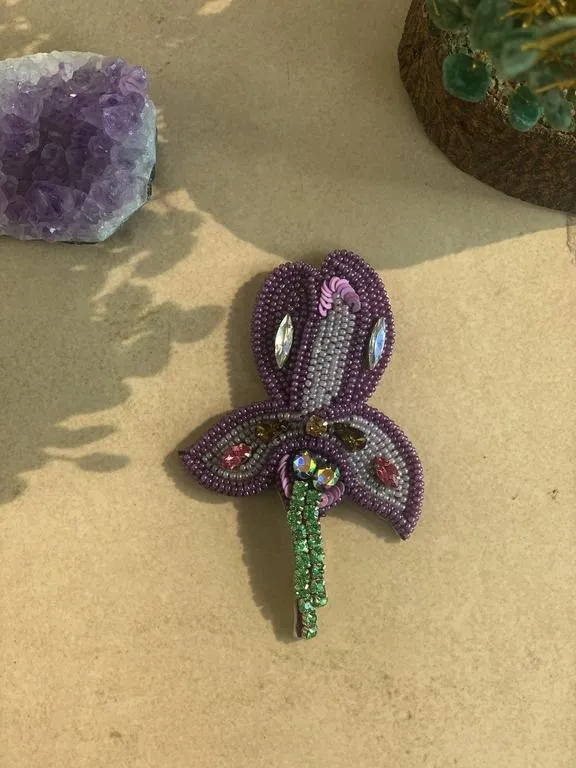 the magnolia brooch