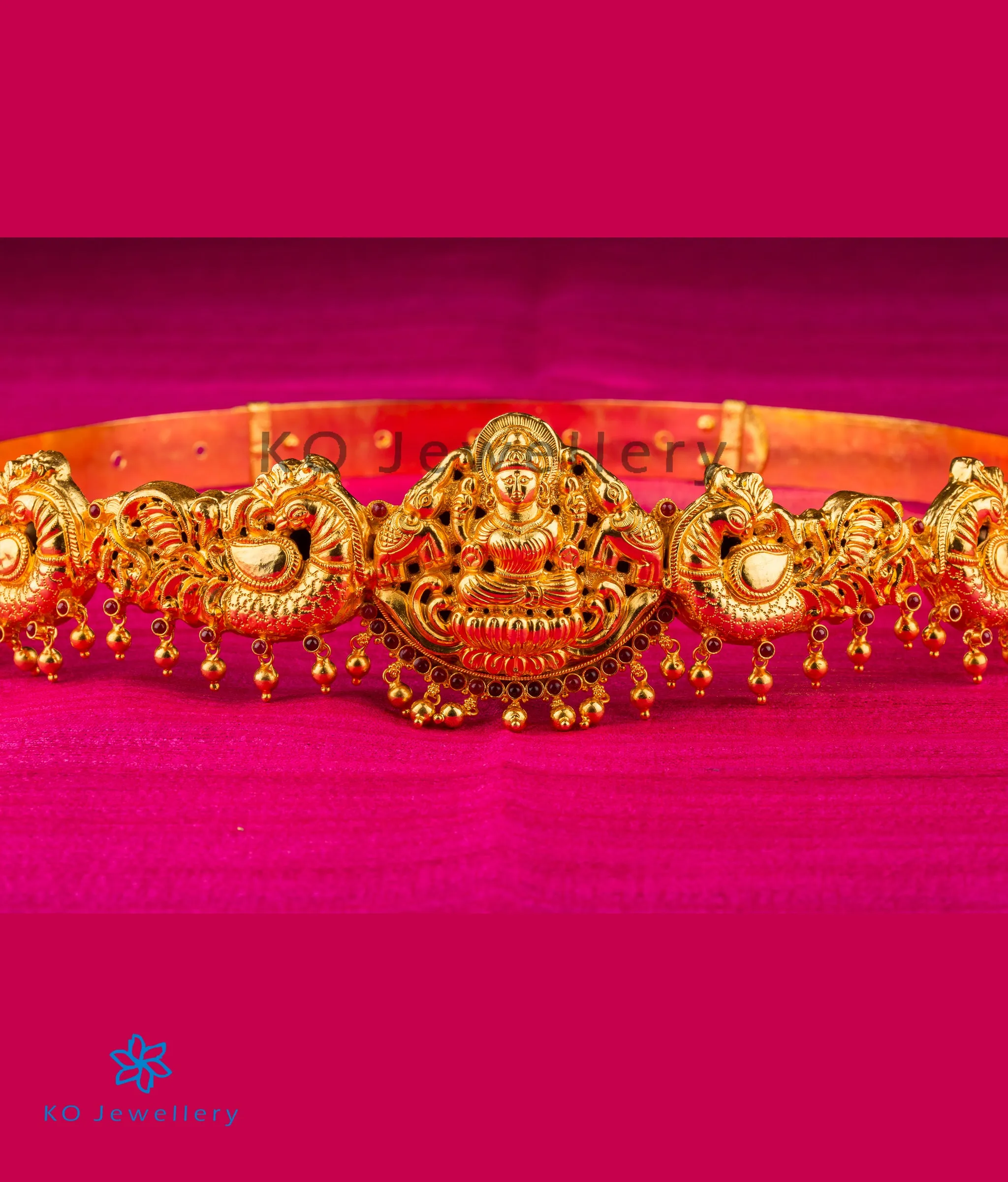 The Shrinika Silver Lakshmi Oddiyanam Waist belt