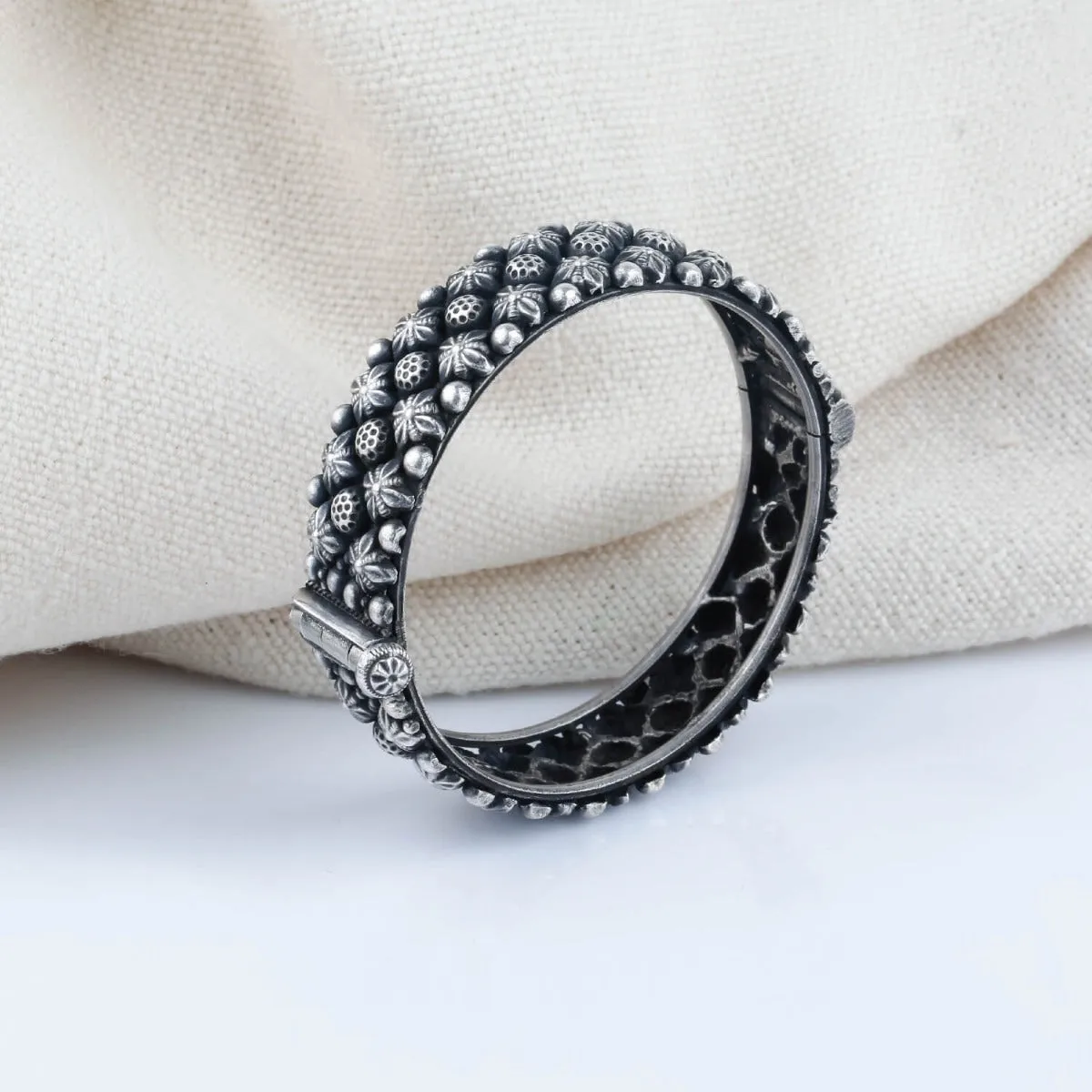 Traditional oxidized silver bangle