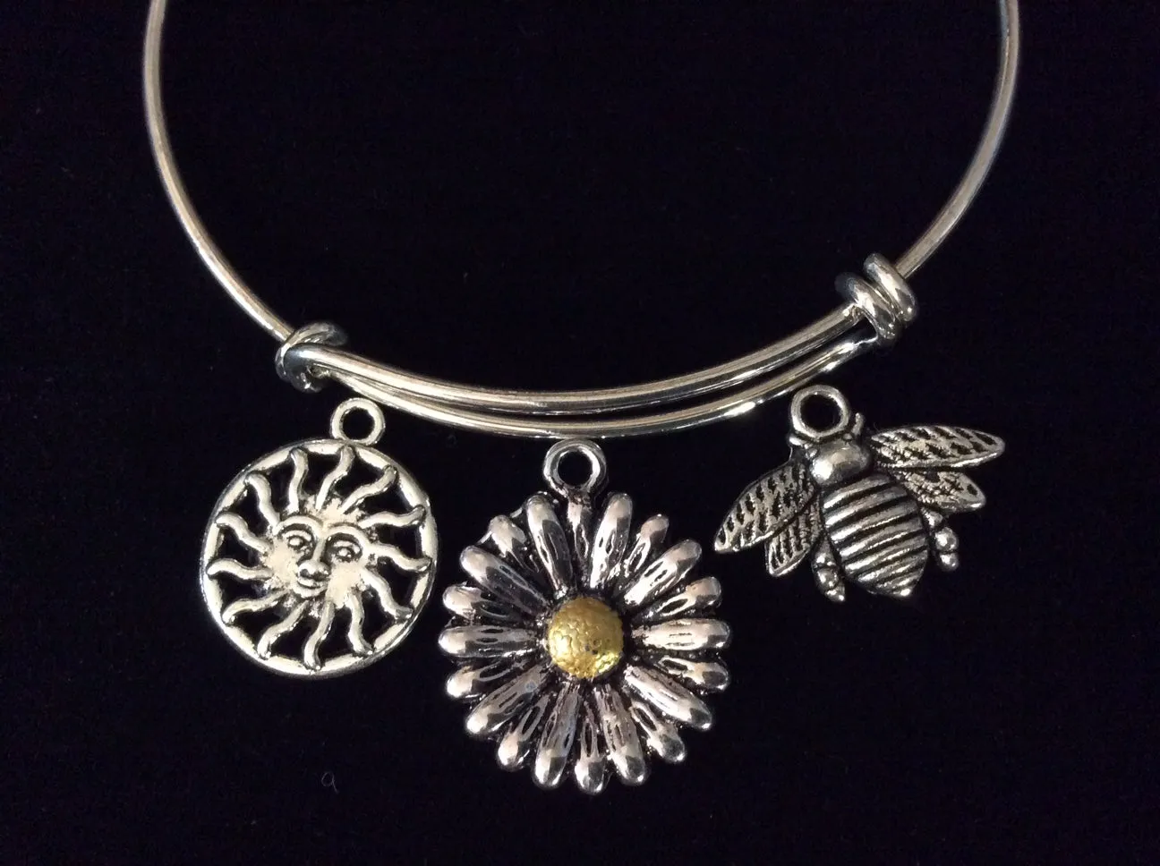 Two Toned Daisy Bee Sun Charm Adjustable Expandable Bangle Bracelet Silver Wire Bangle Stacking Bangle Trendy Gift Sunshine