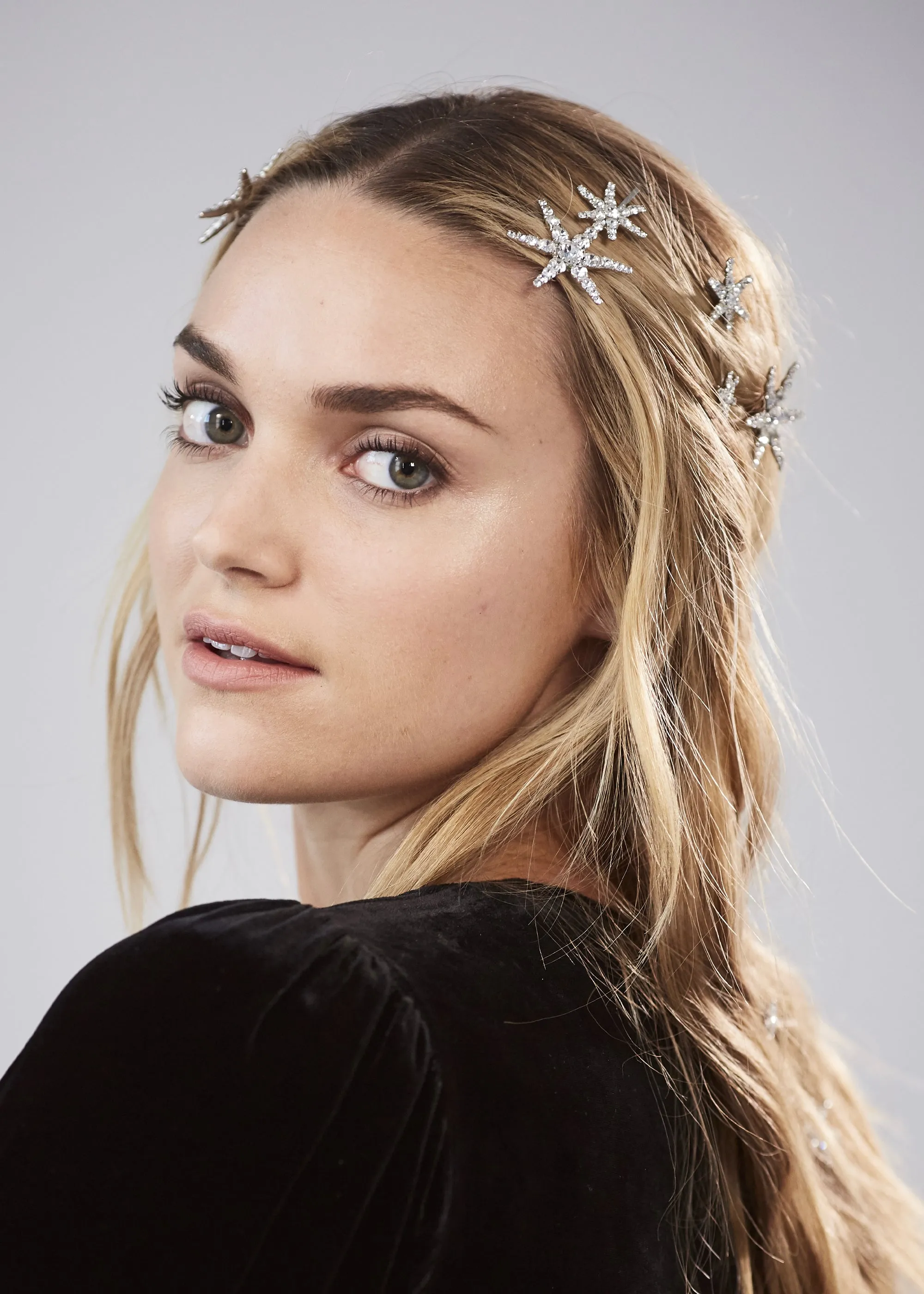 Venus Bobby Pin in Crystal