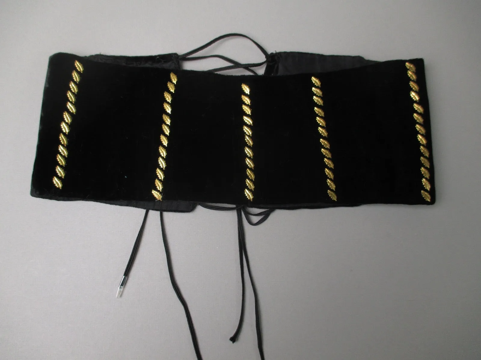 Vintage 40s Velvet Lace Up Cummerbund Waist cincher belt