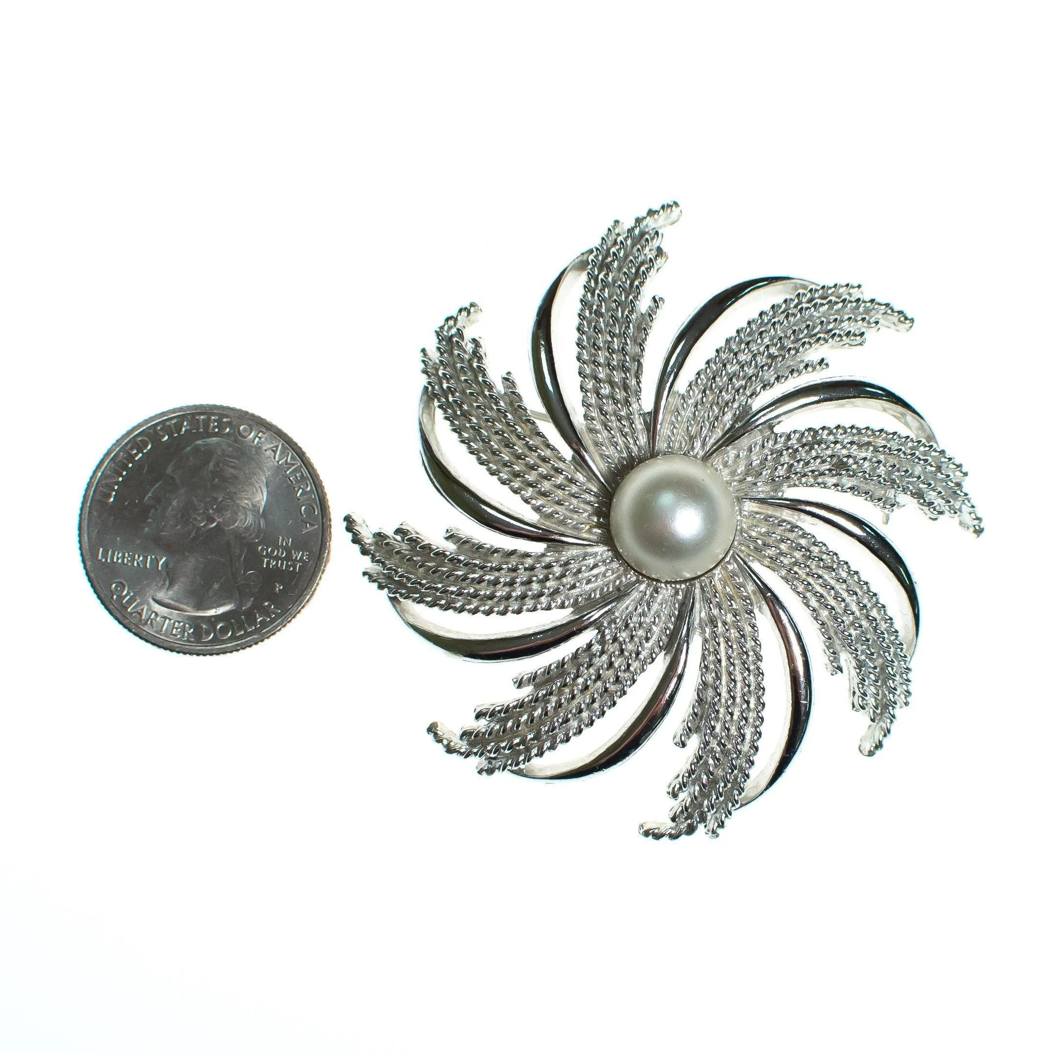 Vintage Mid Century Modern Silver Round Sarah Coventry Brooch, Faux Pearl, Silver Tone Setting, Brooches and Pins