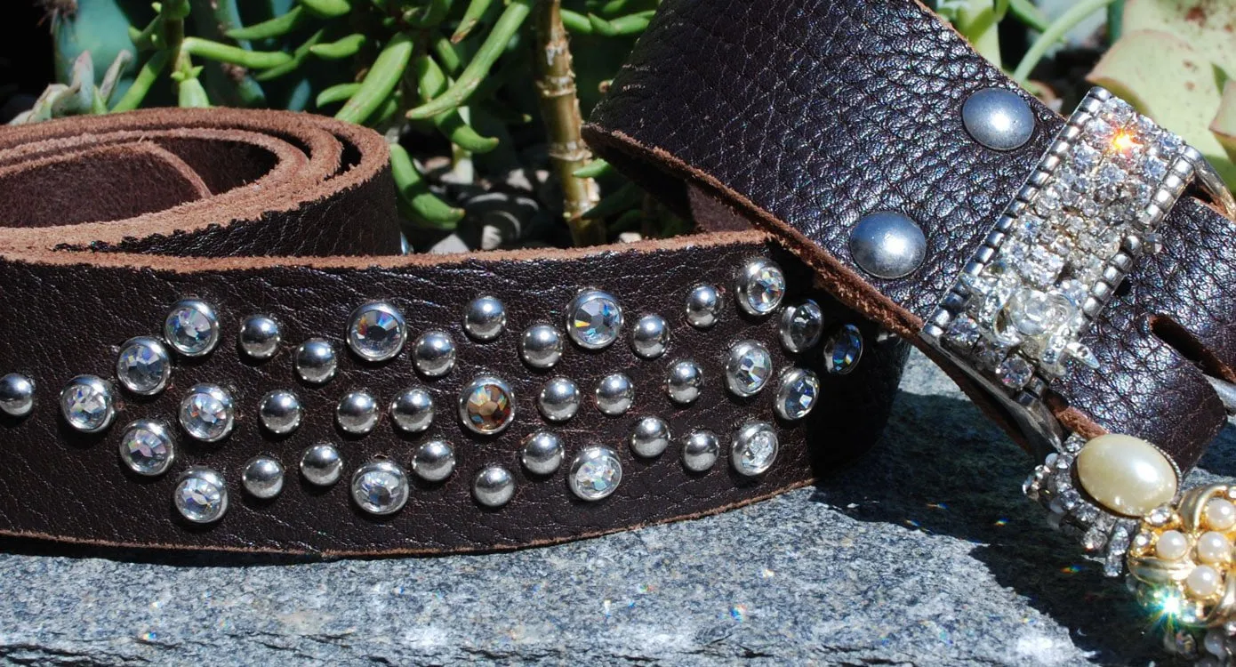 Vintage Pearl Buckle & Belt - Large