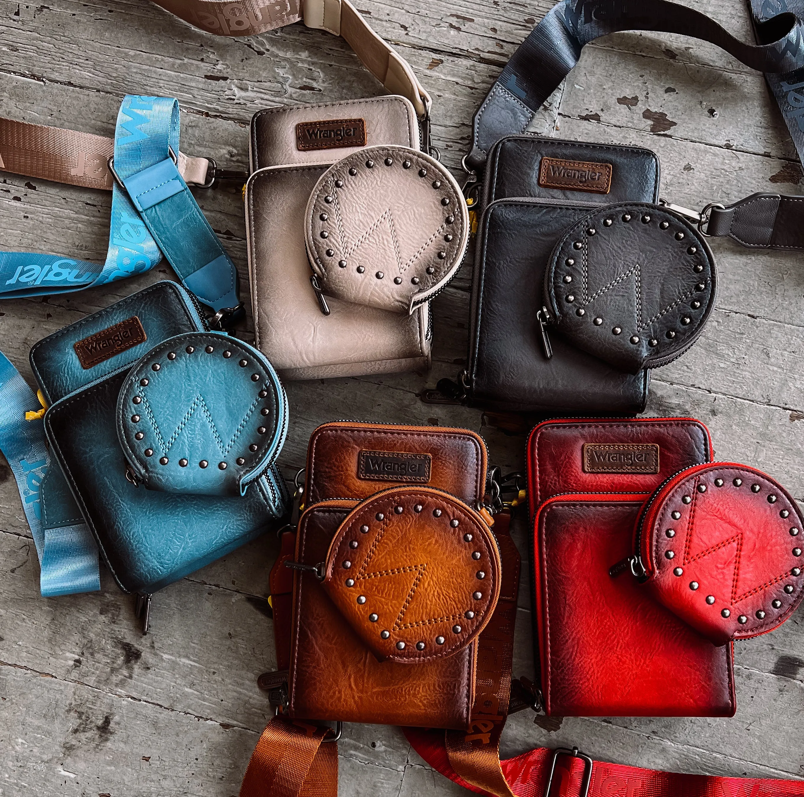 Wrangler Fanny with Coin Purse