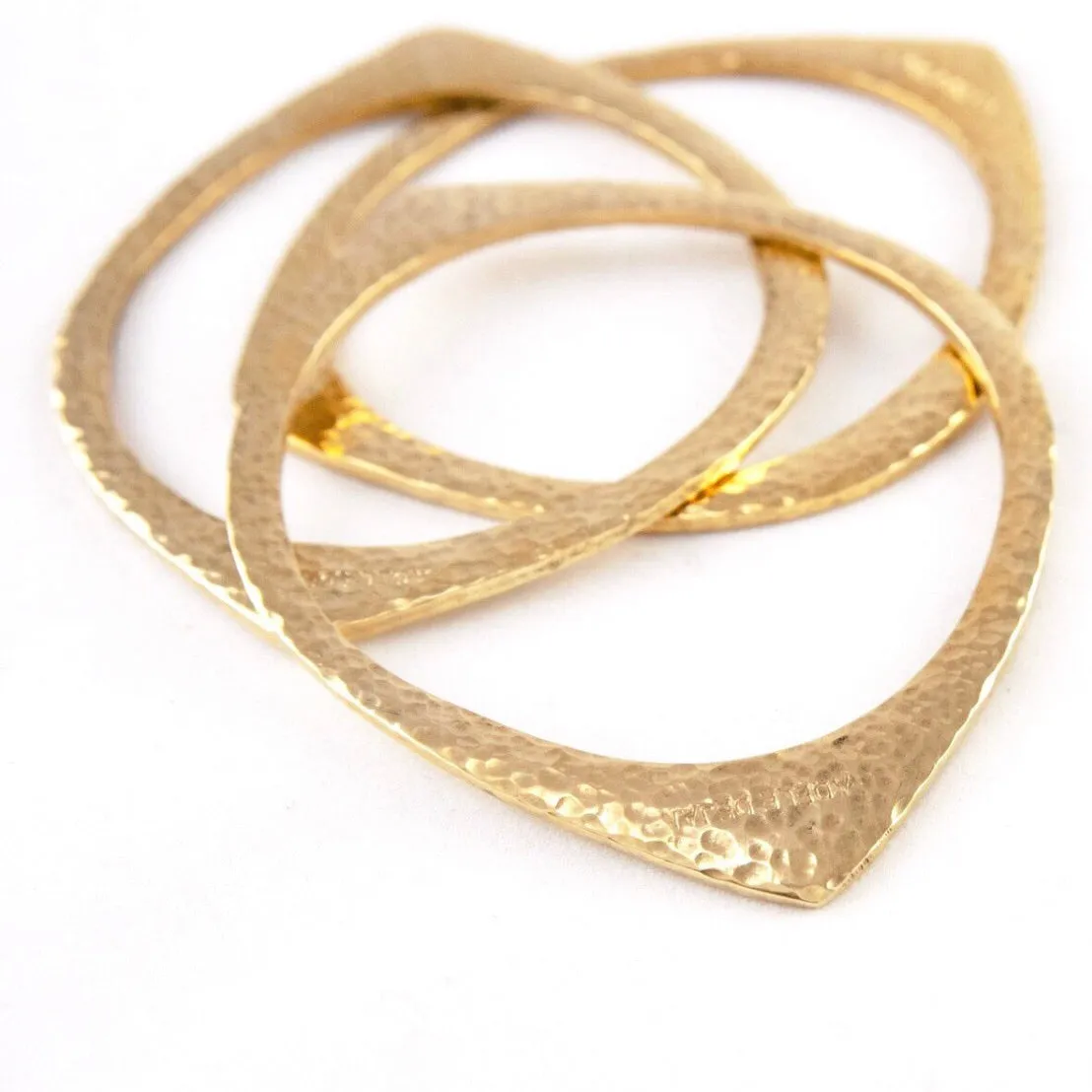 Ya-Oval Hammered Brass Bangle